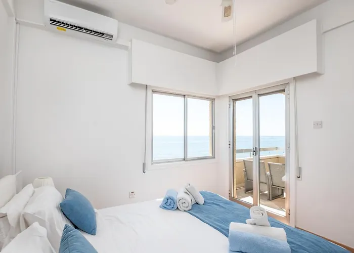 Apollon Sea View Beachfront Ap 302